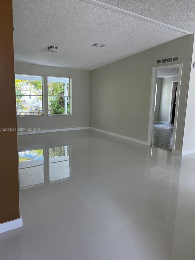 19800 SW 180, Miami, FL 33187
