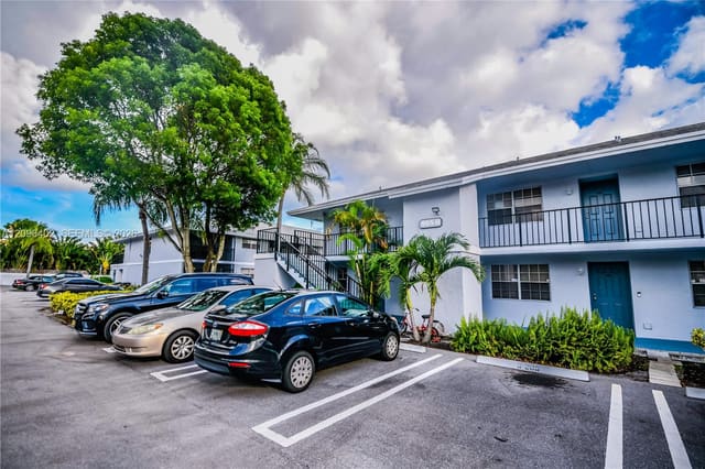 905 Southridge Road 101B, Delray Beach, FL 33444