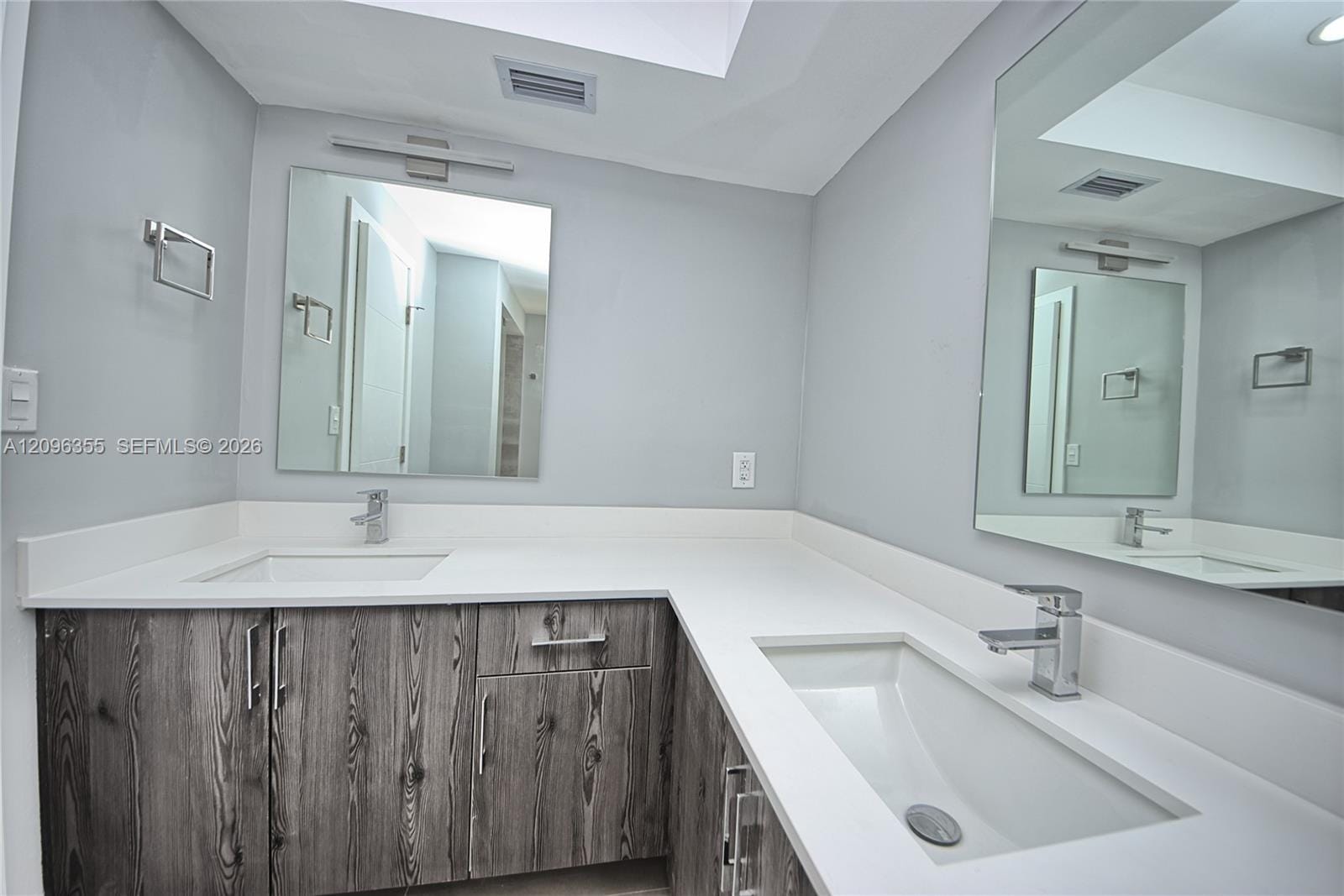 1660 NE 191st Street 309-1, Miami, FL 33179 photo 12