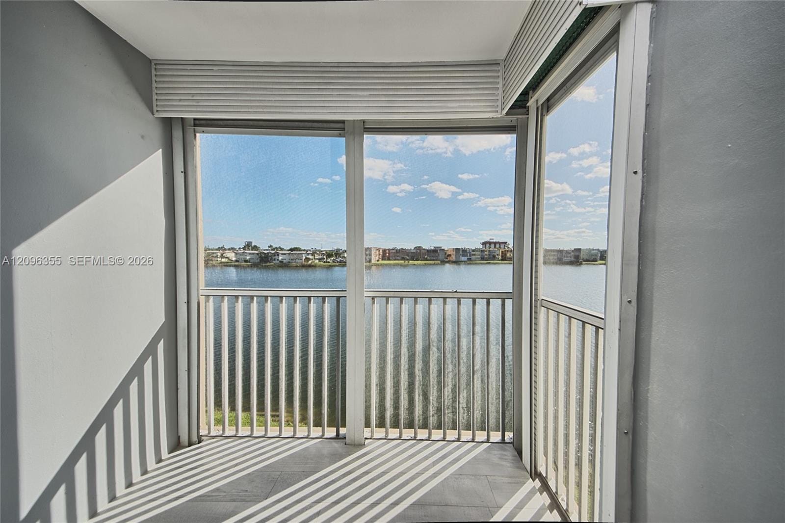 1660 NE 191st Street 309-1, Miami, FL 33179 photo 5