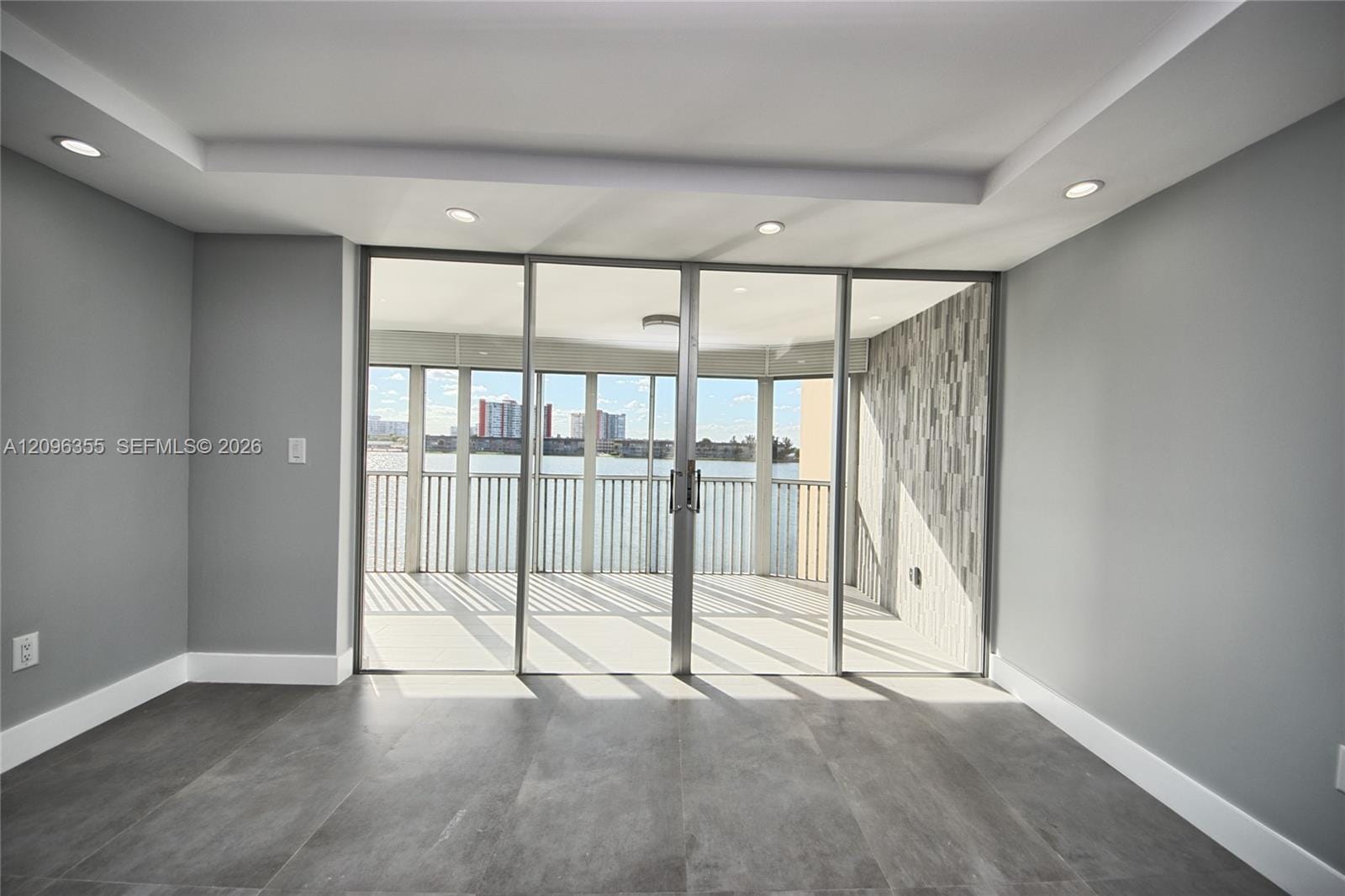 1660 NE 191st Street 309-1, Miami, FL 33179 photo 8