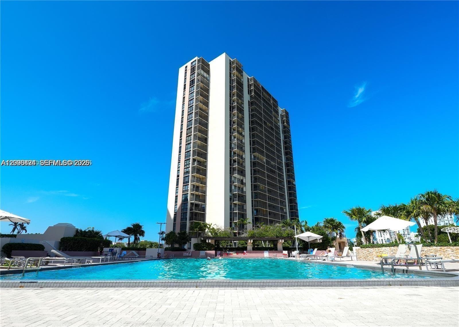 20301 W Country Club Drive 1226, Aventura, FL 33180 photo 19