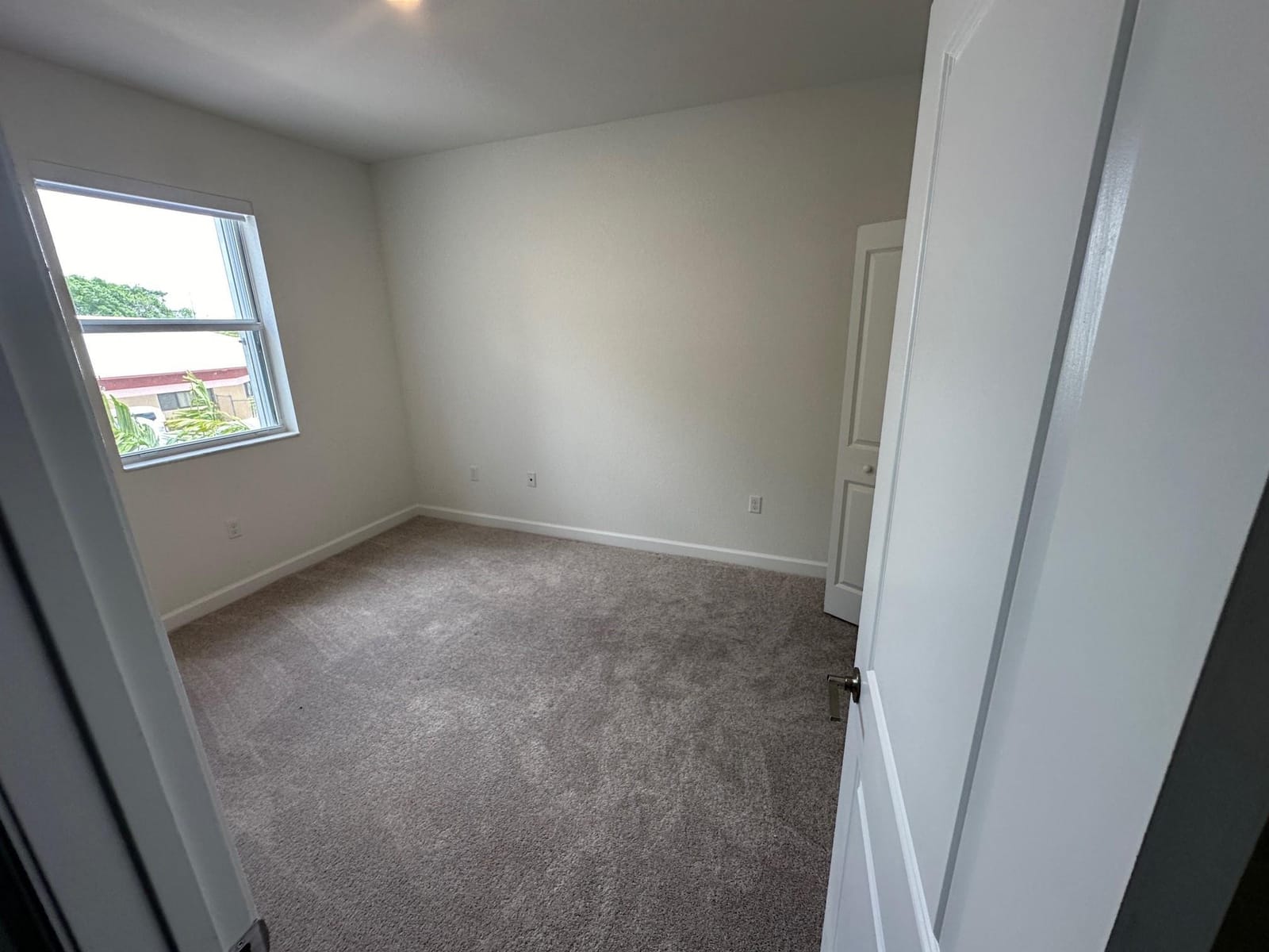 5504 NW 27TH Place, Lauderhill, FL 33313 photo 11