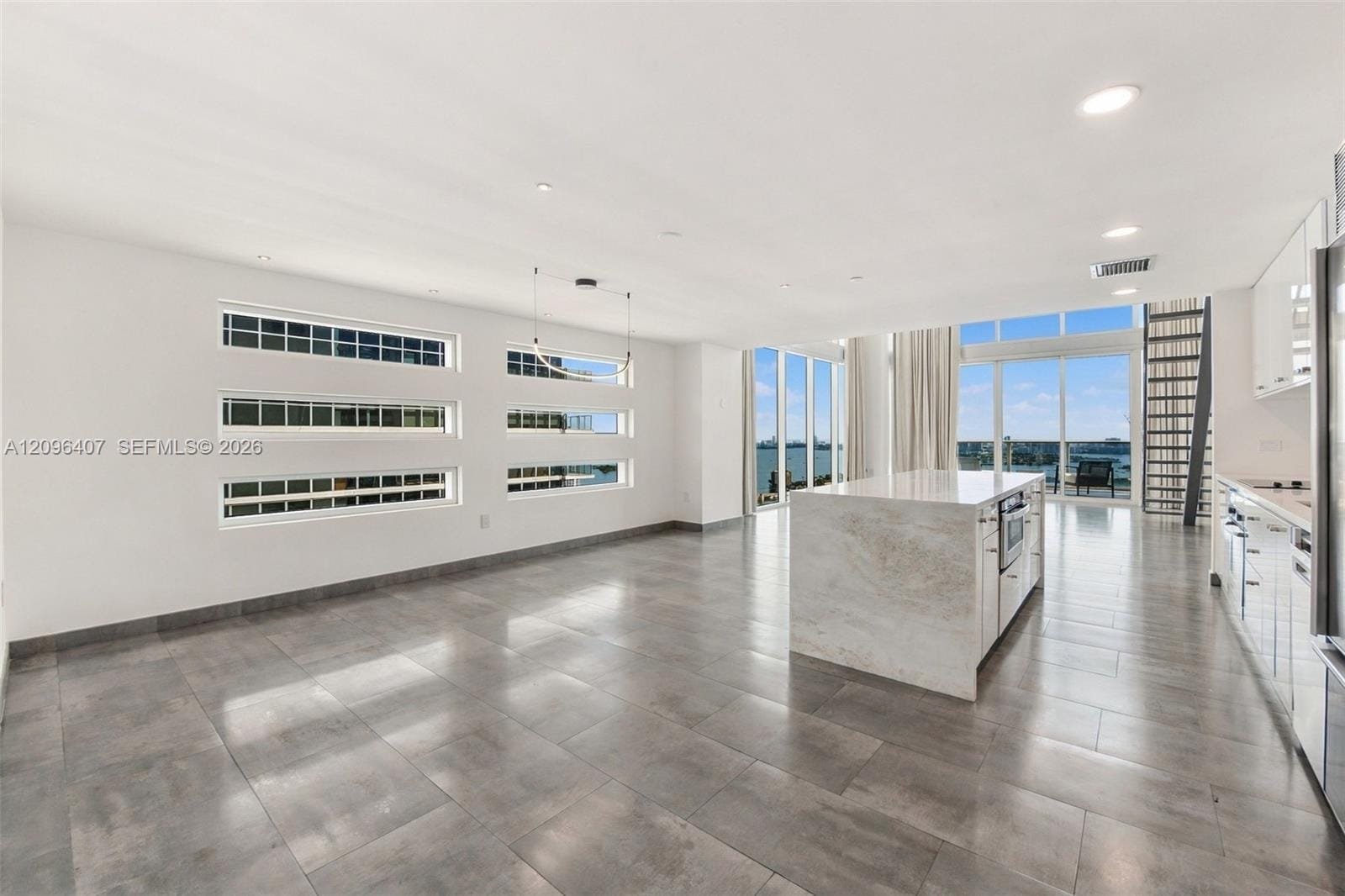 1040 Biscayne Boulevard 3704, Miami, FL 33132 photo 13