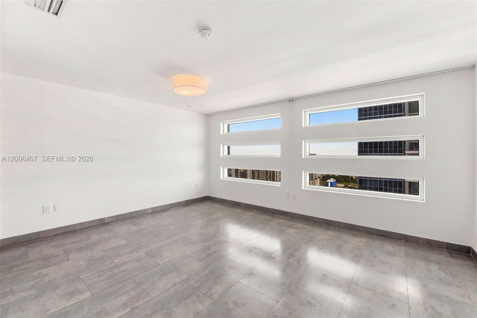 1040 Biscayne Boulevard 3704, Miami, FL 33132 photo 24