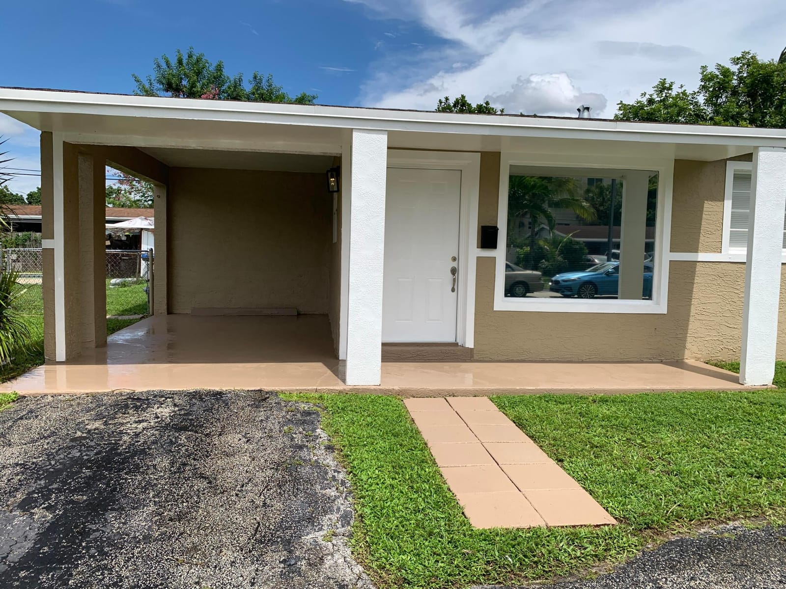 6211 NW 12th Street, Sunrise, FL 33313 photo 2