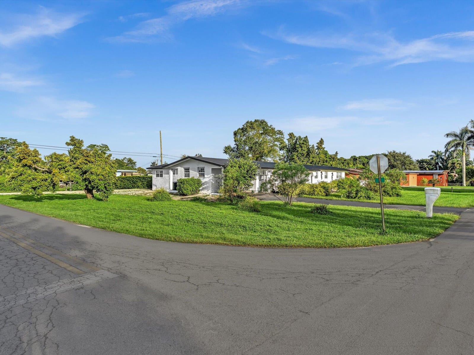 772 SE 3RD Street, Belle Glade, FL 33430 photo 2