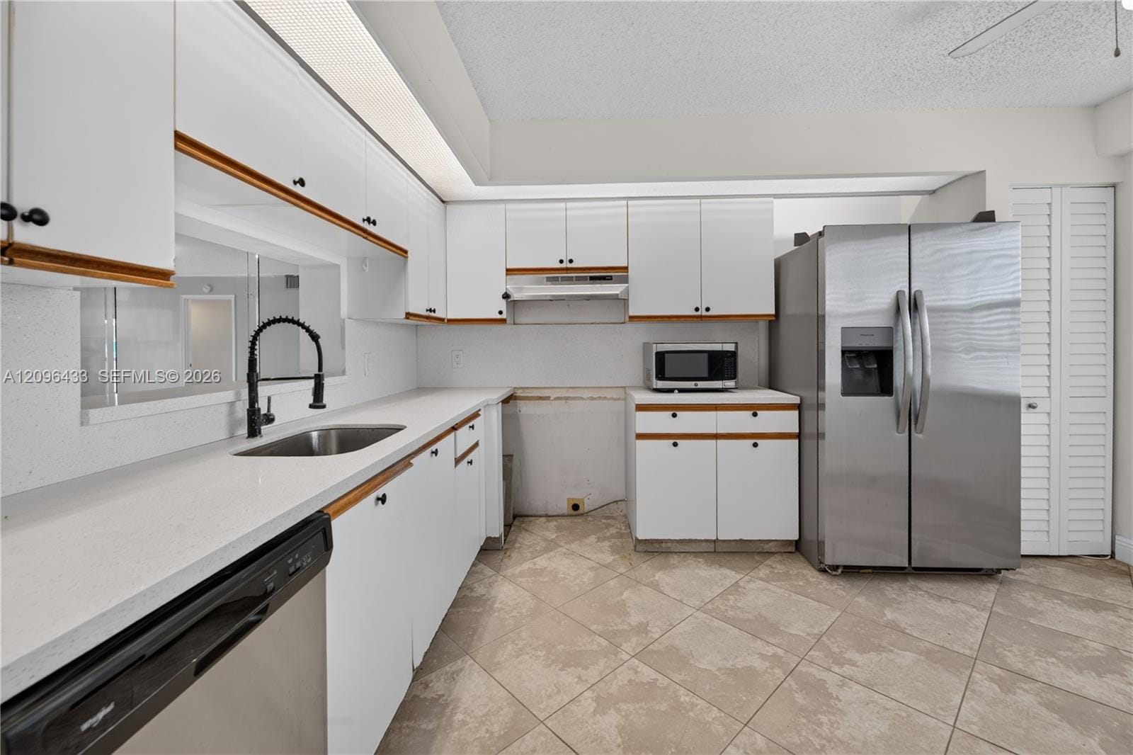 1401 SW 128th Terrace 405H, Pembroke Pines, FL 33027 photo 2