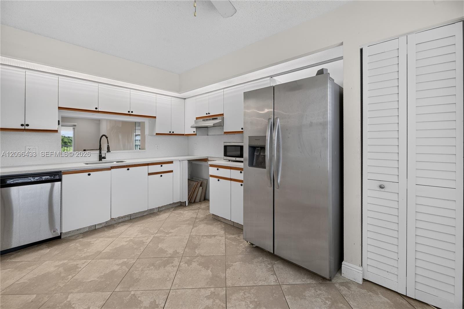 1401 SW 128th Terrace 405H, Pembroke Pines, FL 33027 photo 4