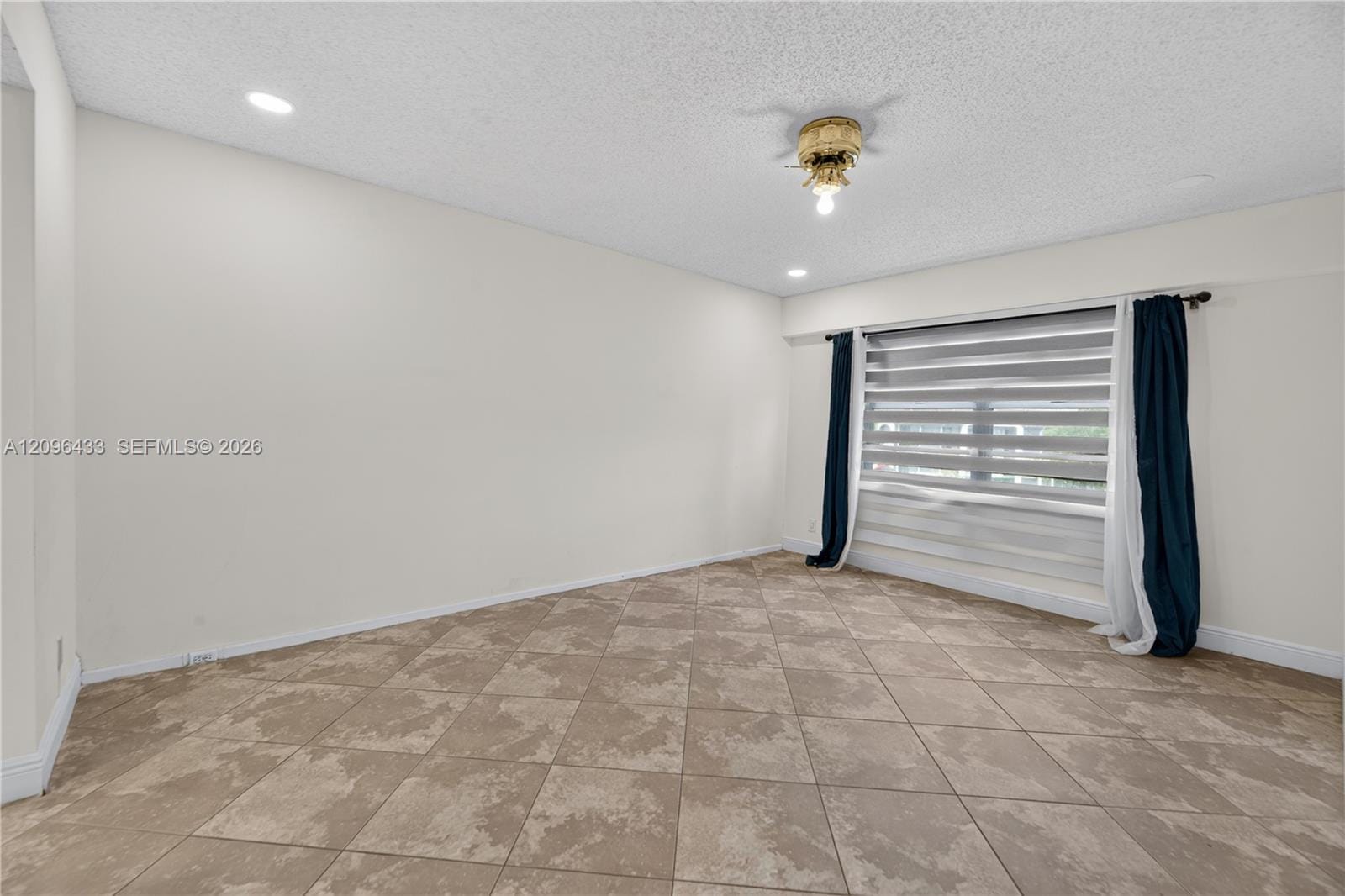 1401 SW 128th Terrace 405H, Pembroke Pines, FL 33027 photo 10