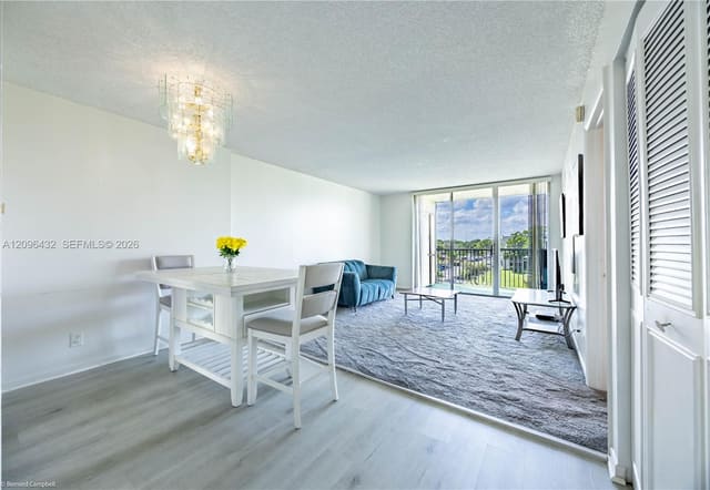 3301 NW 47th Terrace 403, Lauderdale Lakes, FL 33319