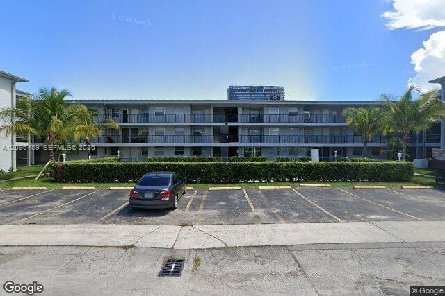 1100 NE 1st Court 118, Hallandale Beach, FL 33009