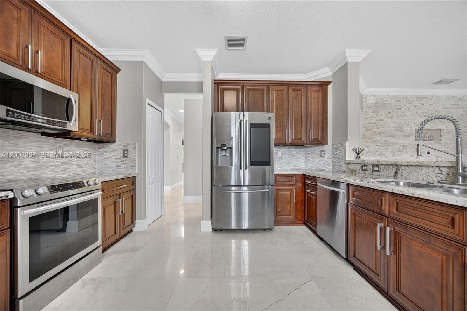 21043 SW 92nd Place, Cutler Bay, FL 33189 photo 18