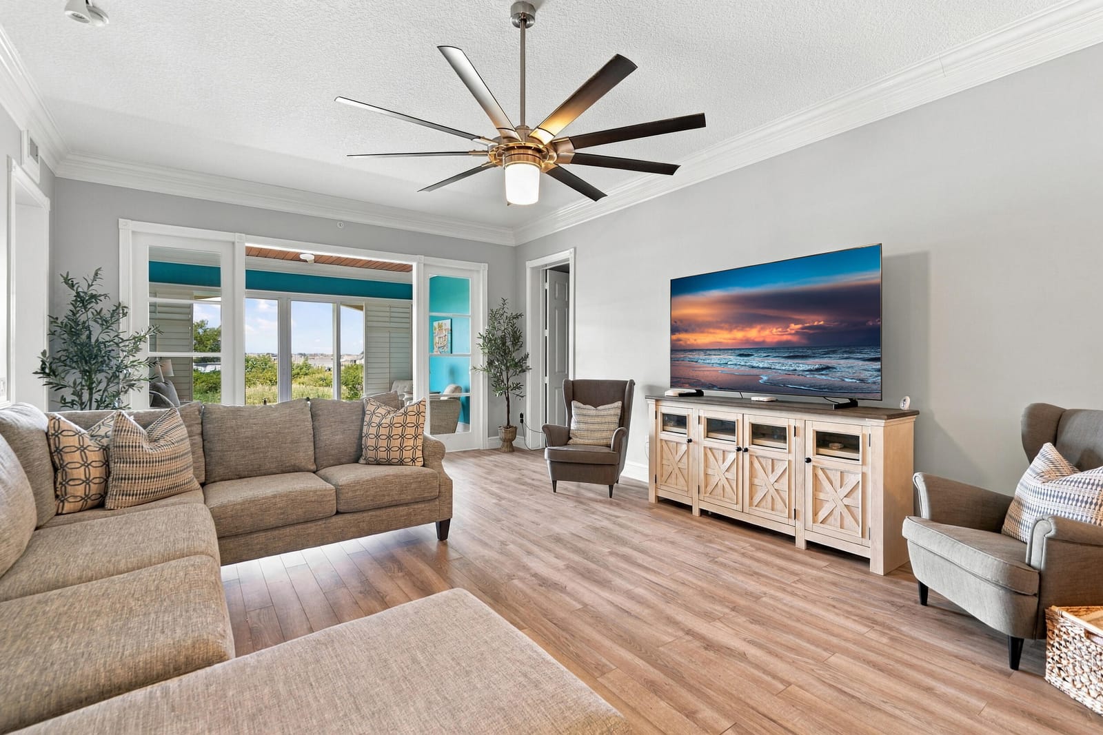32 Harbour Isle Drive W 103, Fort Pierce, FL 34949 photo 13