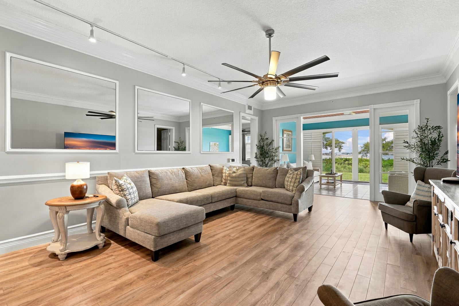 32 Harbour Isle Drive W 103, Fort Pierce, FL 34949 photo 10