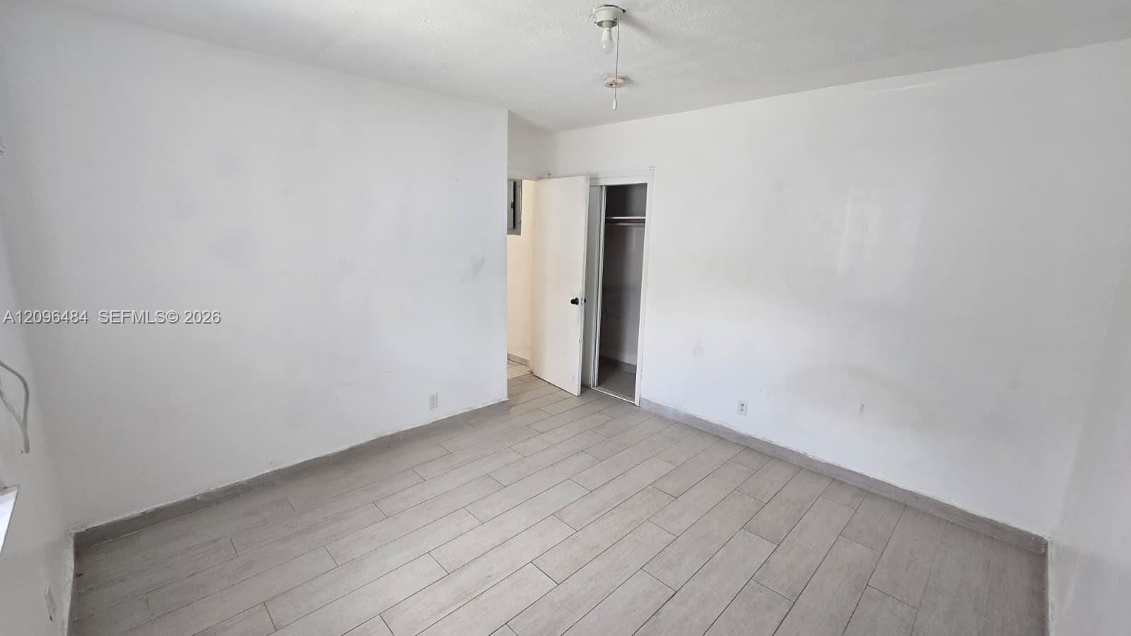 1118 NE 2nd Court 1, Hallandale Beach, FL 33009 photo 12