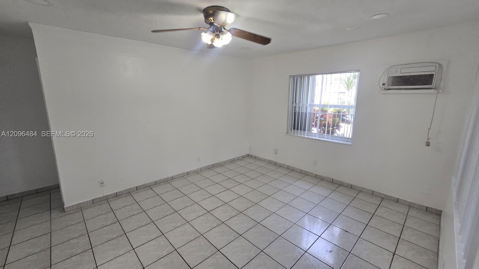 1118 NE 2nd Court 1, Hallandale Beach, FL 33009 photo 3