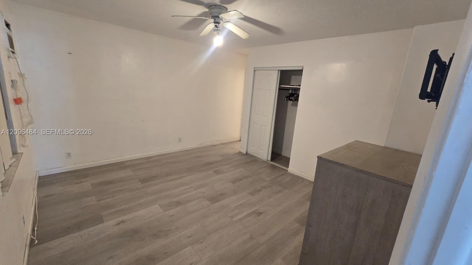1118 NE 2nd Court 1, Hallandale Beach, FL 33009 photo 5