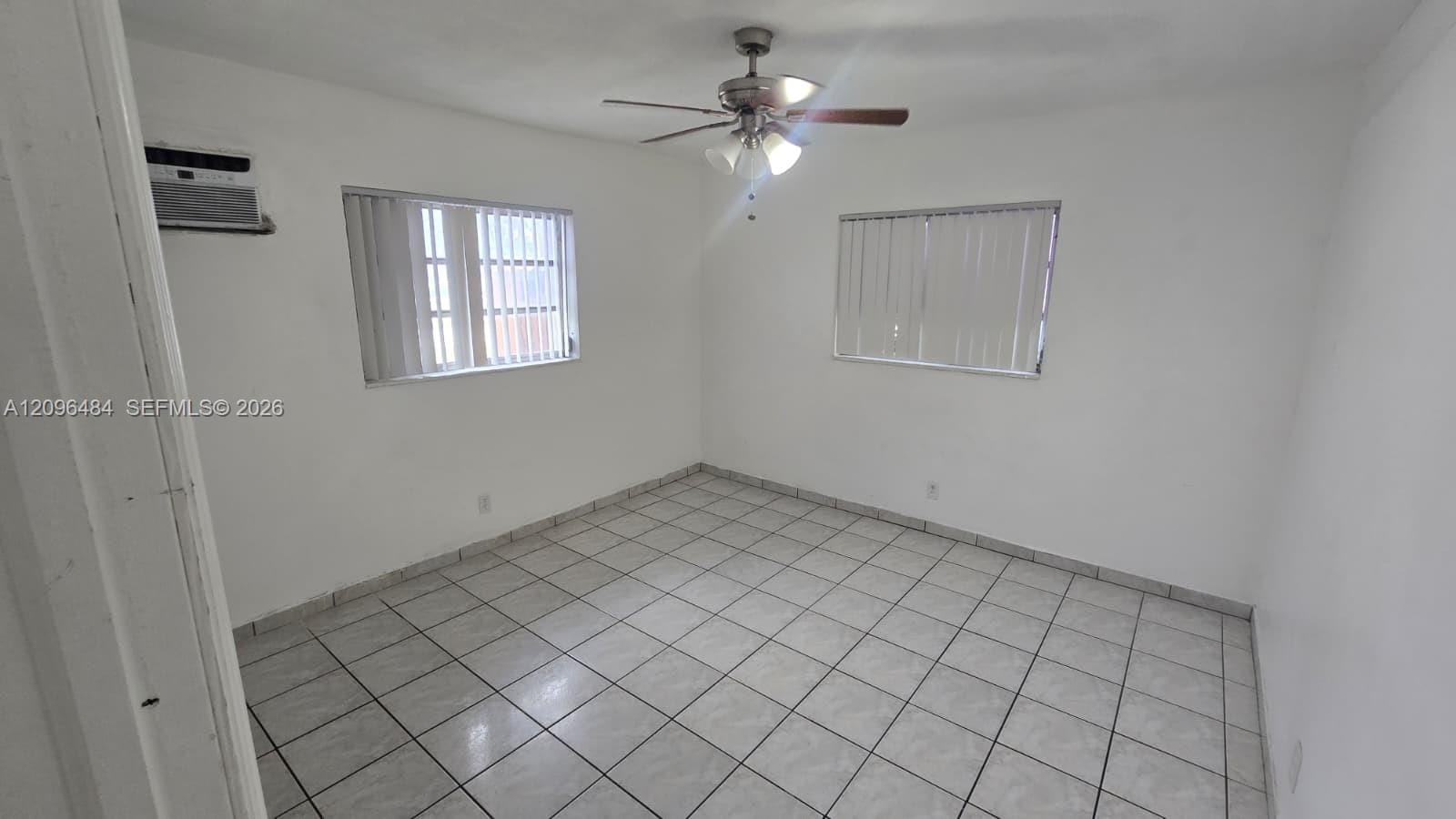 1118 NE 2nd Court 1, Hallandale Beach, FL 33009 photo 8