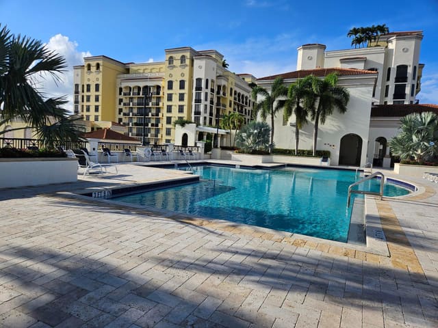 801 S OLIVE Avenue 437, West Palm Beach, FL 33401
