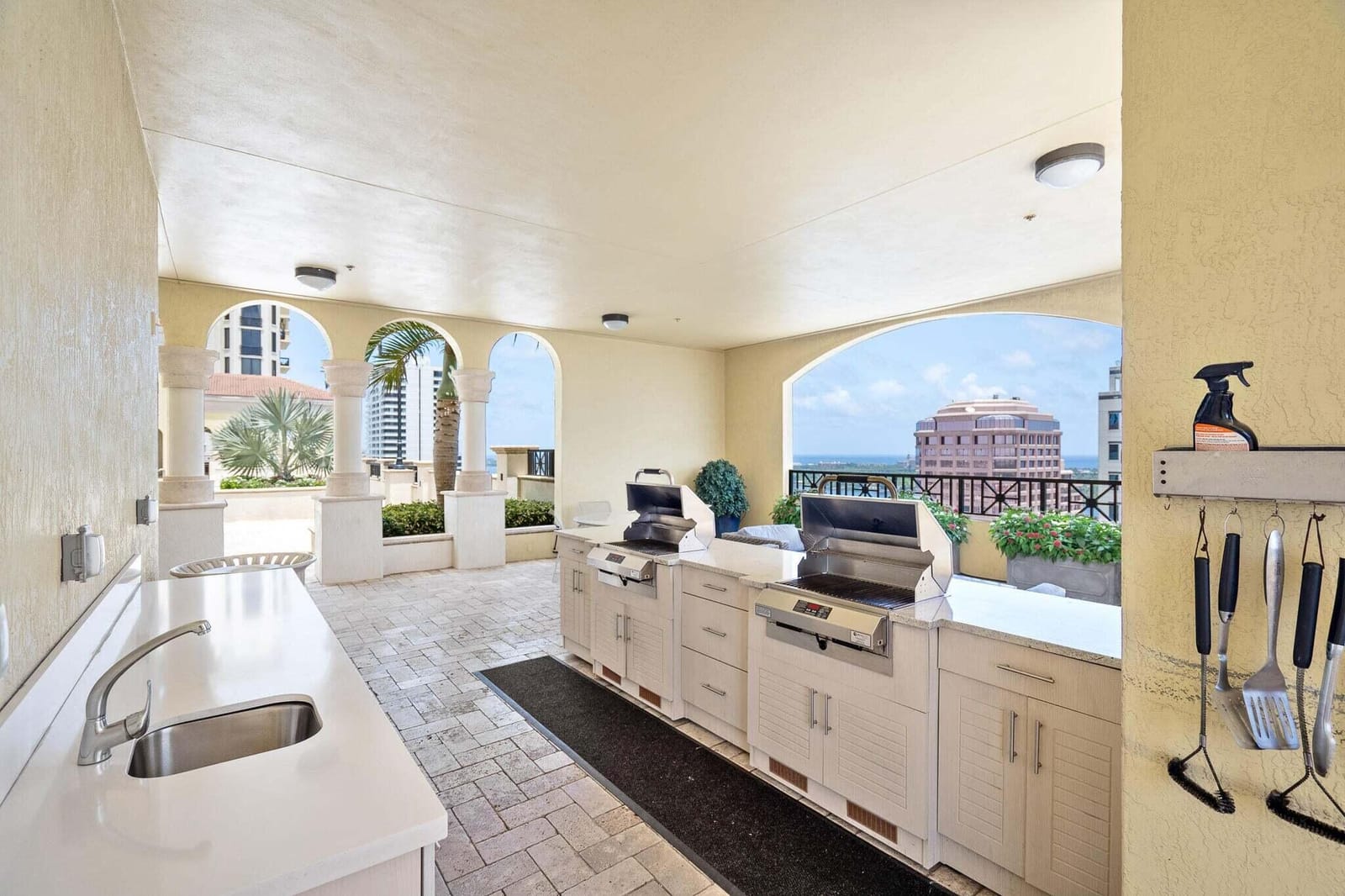 801 S OLIVE Avenue 437, West Palm Beach, FL 33401 photo 22