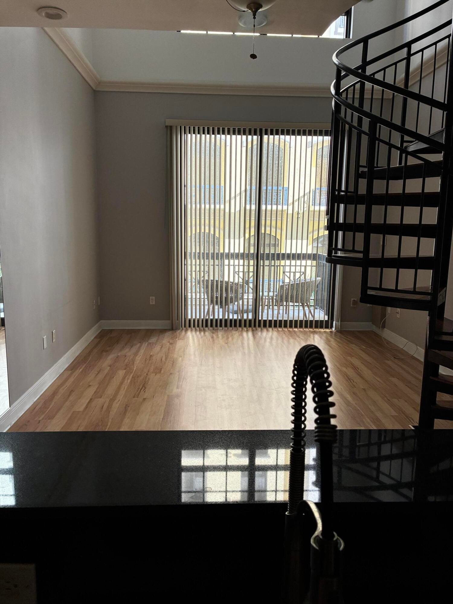 801 S OLIVE Avenue 437 — photo 6