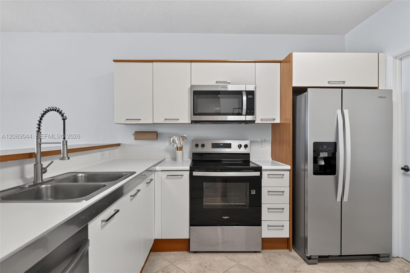 18100 N Bay Road 806, Sunny Isles Beach, FL 33160 photo 14