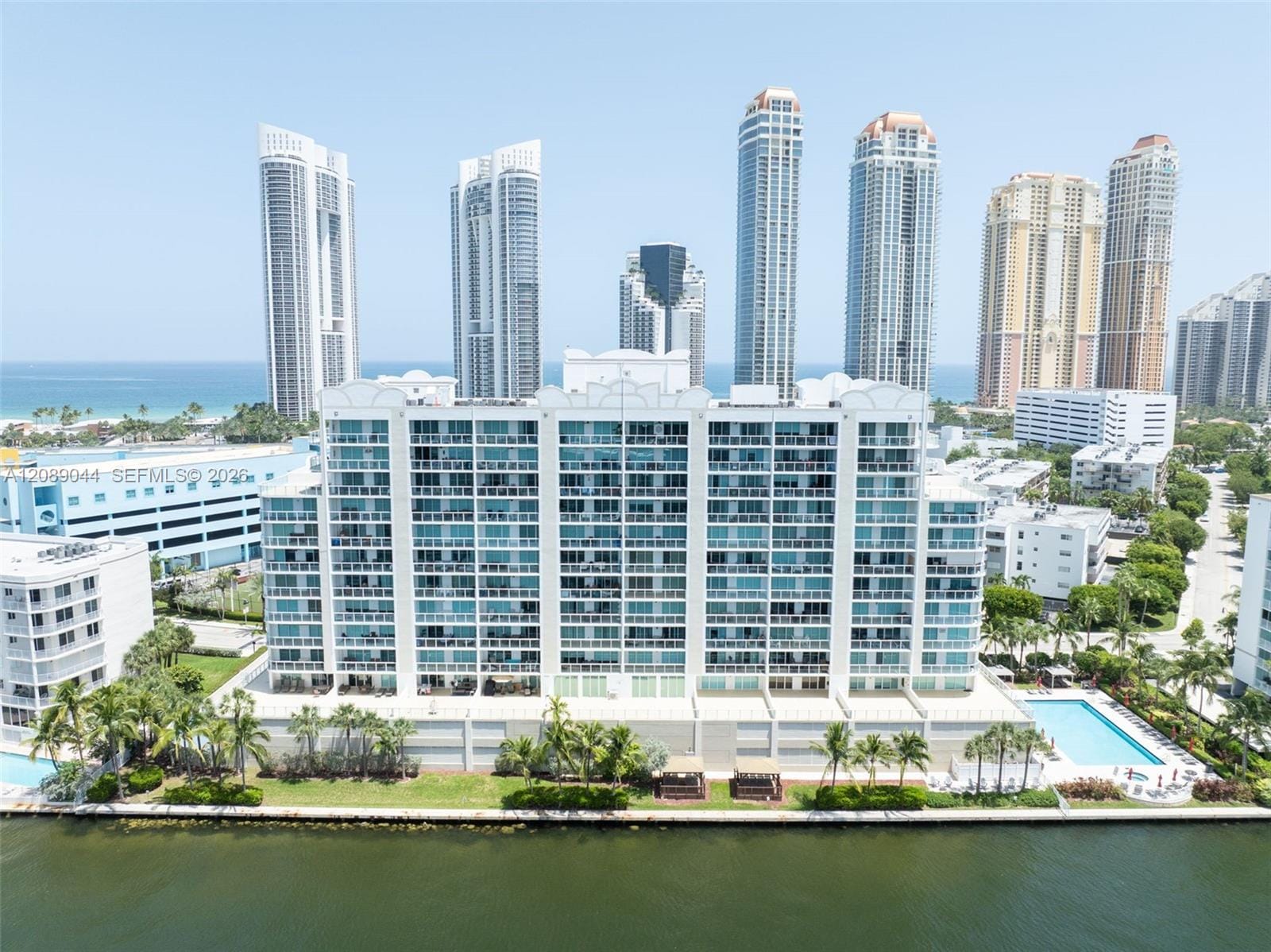 18100 N Bay Road 806, Sunny Isles Beach, FL 33160 photo 29