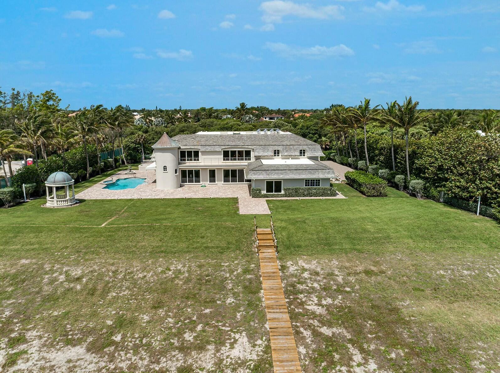 477 S Beach Road, Jupiter Island, FL 33455 photo 3