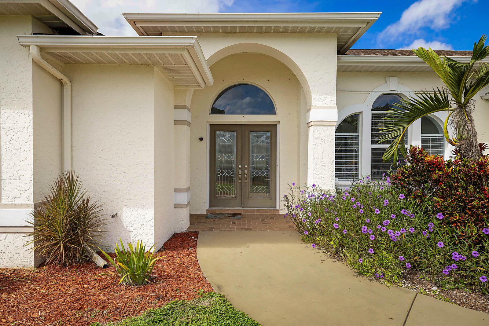 3210 SE OTIS Lane, Port St. Lucie, FL 34984 photo 2