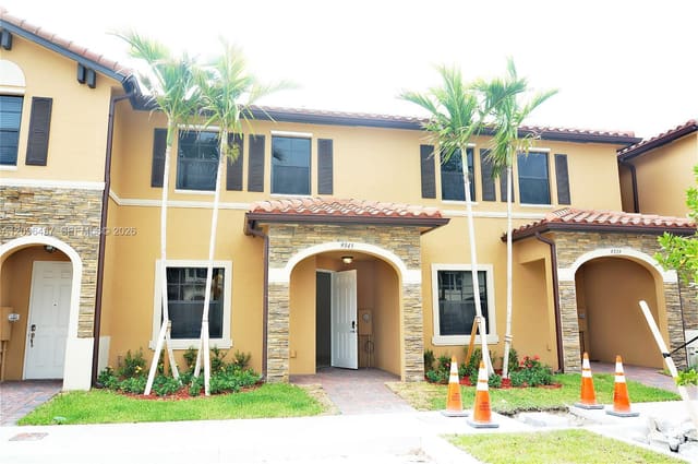 9345 W 33rd Lane, Hialeah, FL 33018