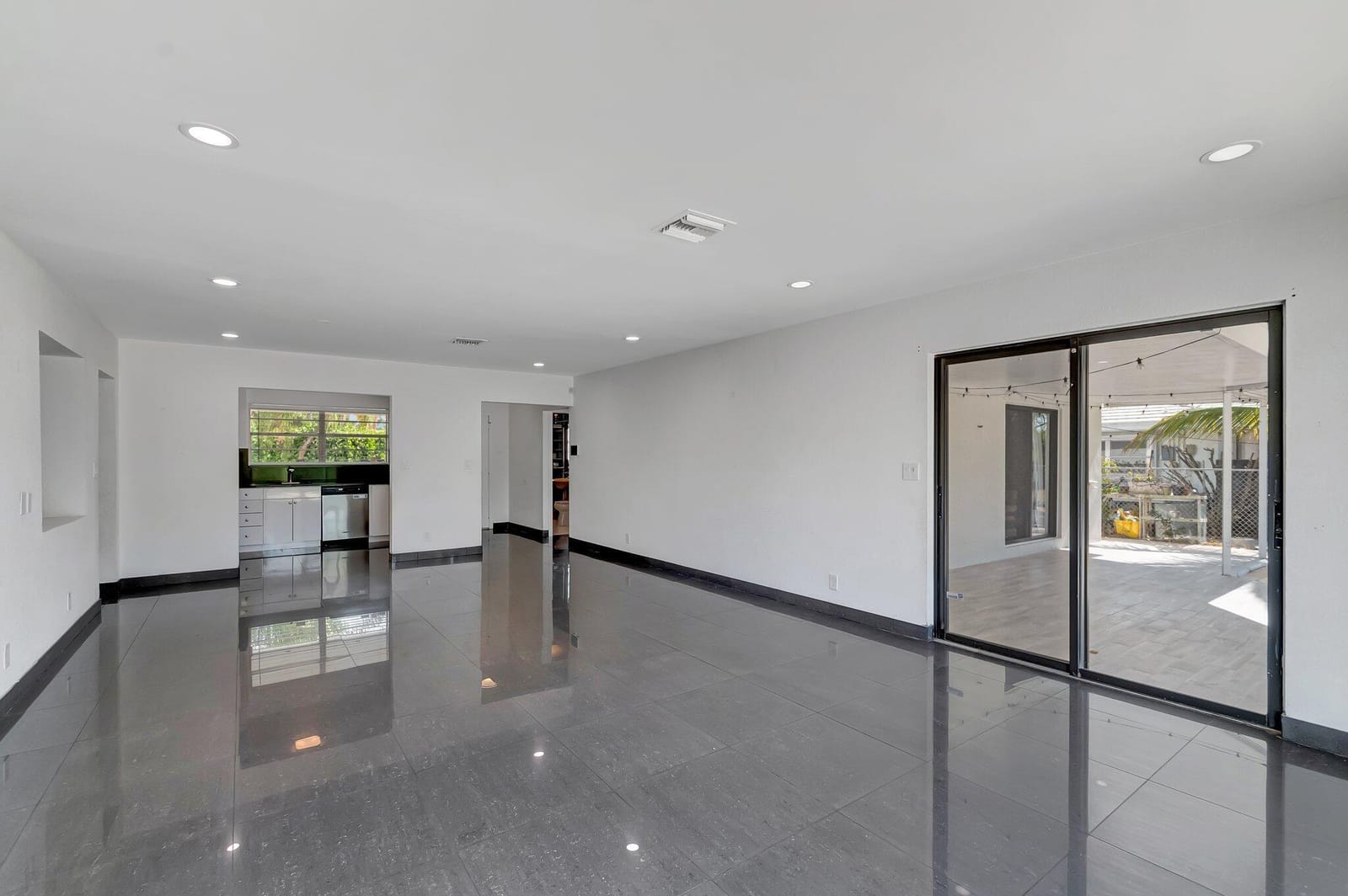 187 Duke Drive — photo 7