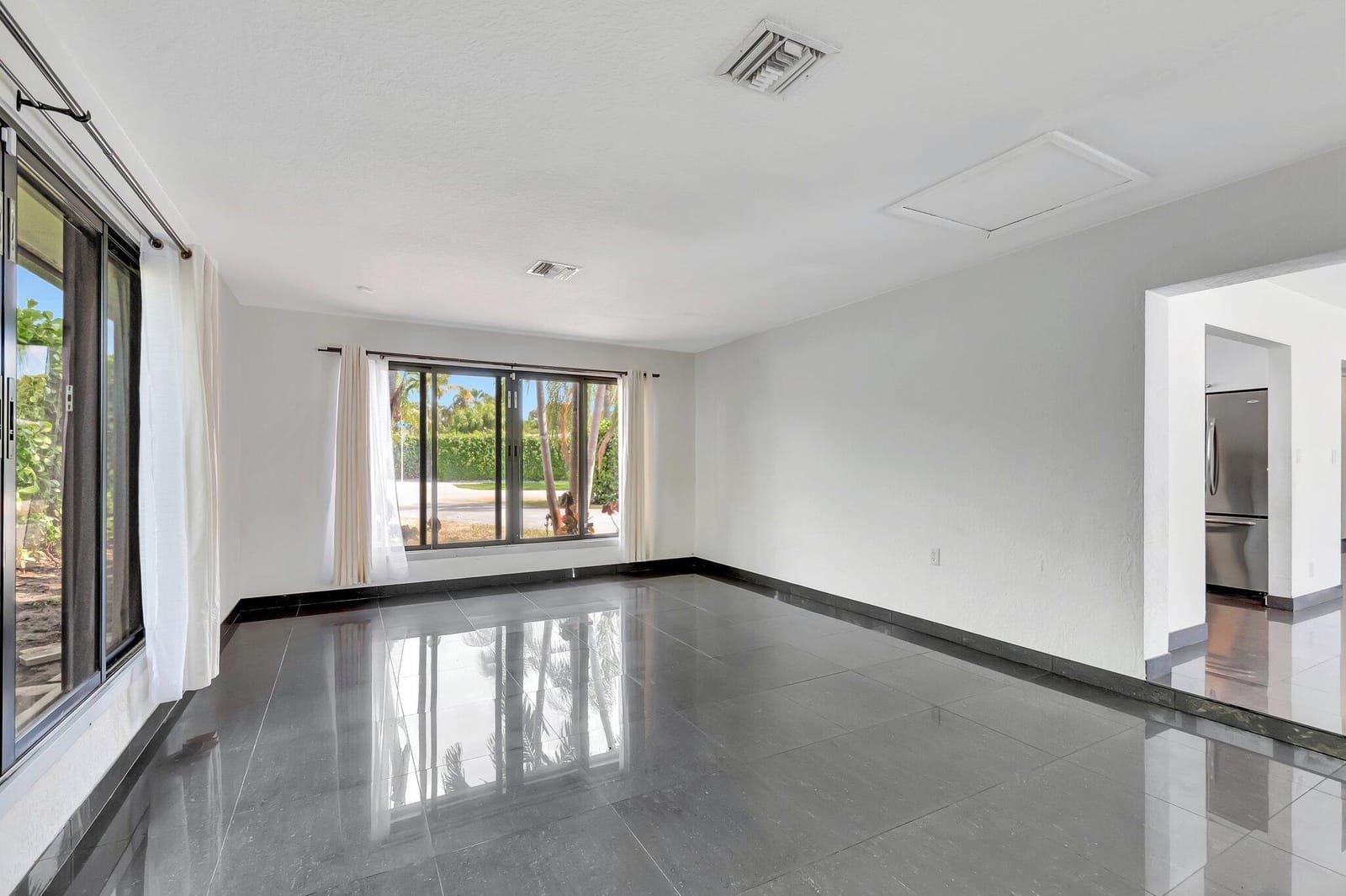 187 Duke Drive — photo 9