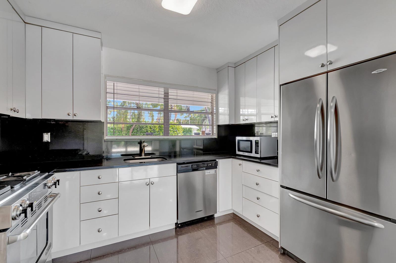 187 Duke Drive — photo 10