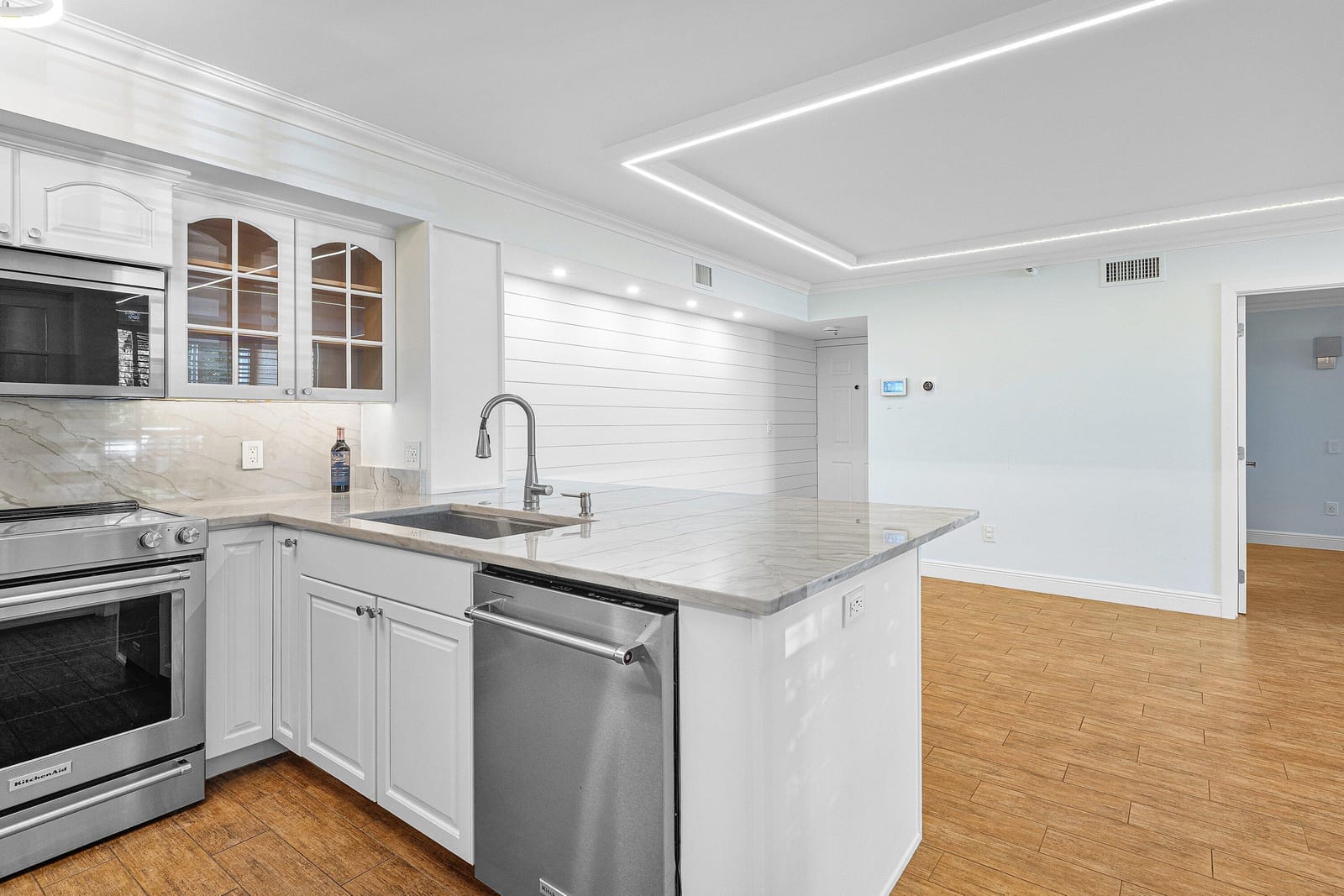 167 YACHT CLUB Way 107, Hypoluxo, FL 33462 photo 10