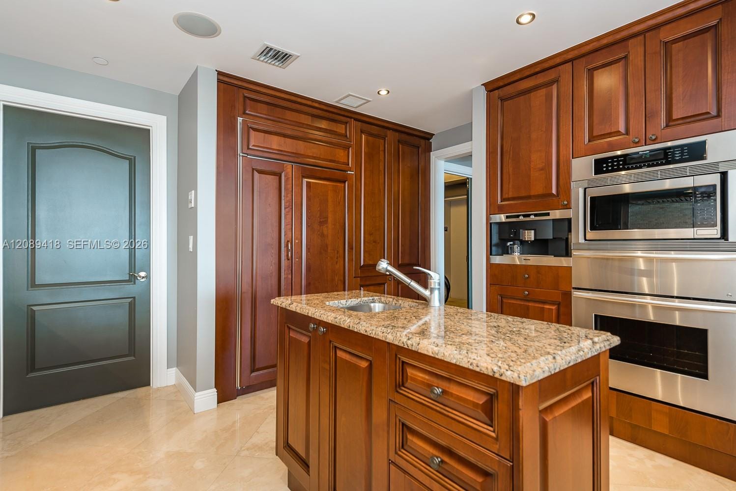 3501 N Ocean Drive 7C — photo 8