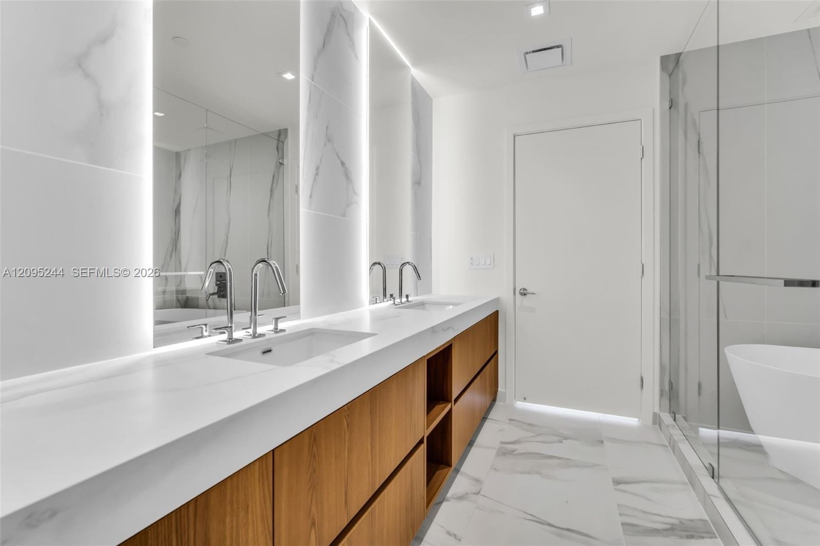 1400 Biscayne Boulevard 602, Miami, FL 33132 photo 13
