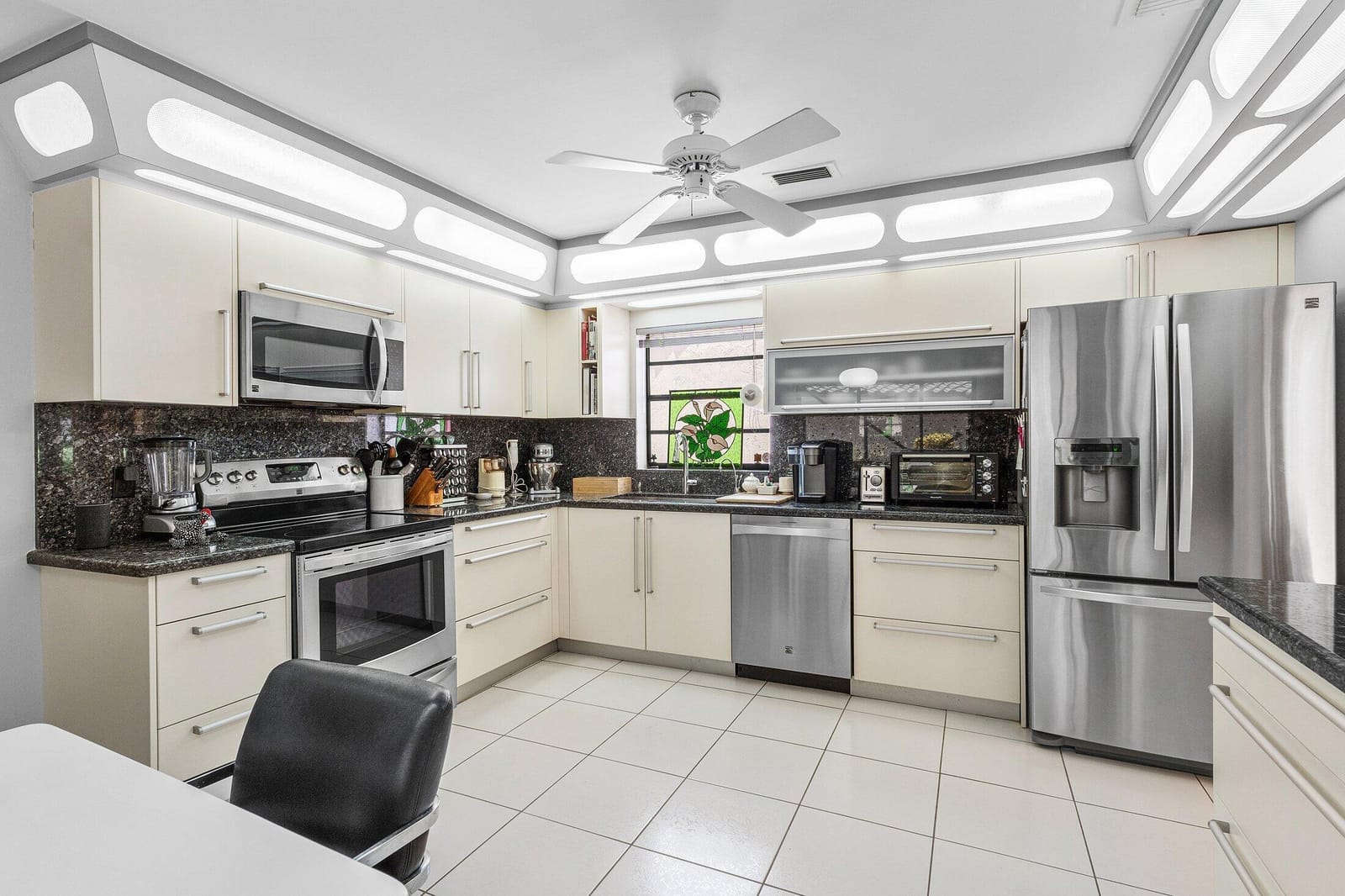 56 WOODS Lane, Boynton Beach, FL 33436 photo 19