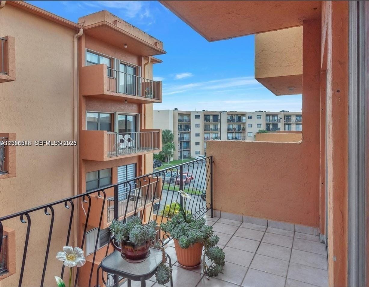 1900 W 54th Street 307, Hialeah, FL 33012 photo 5