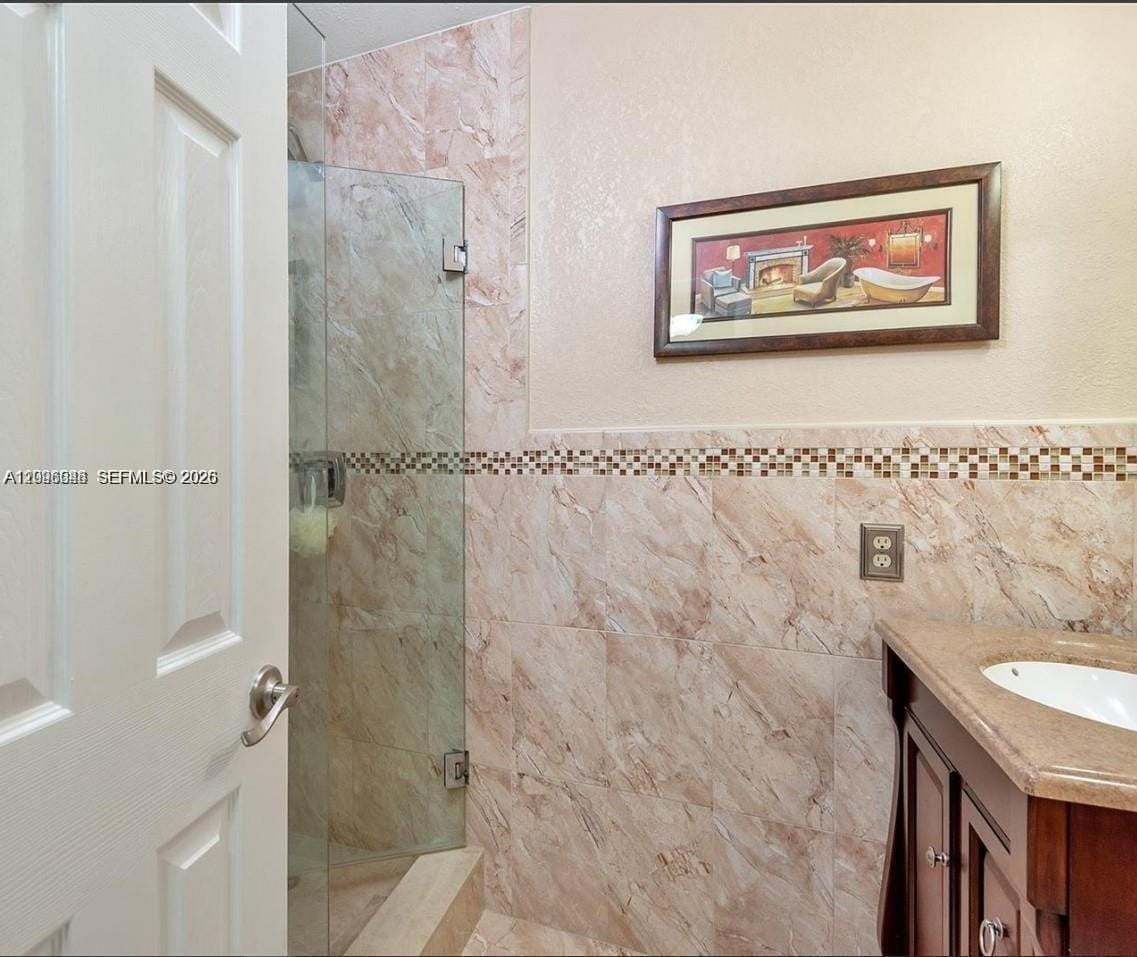 1900 W 54th Street 307, Hialeah, FL 33012 photo 6