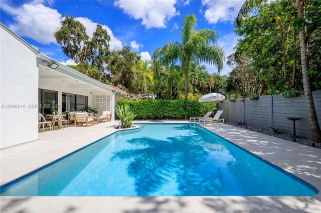 696 NE 67th Street, Miami, FL 33138