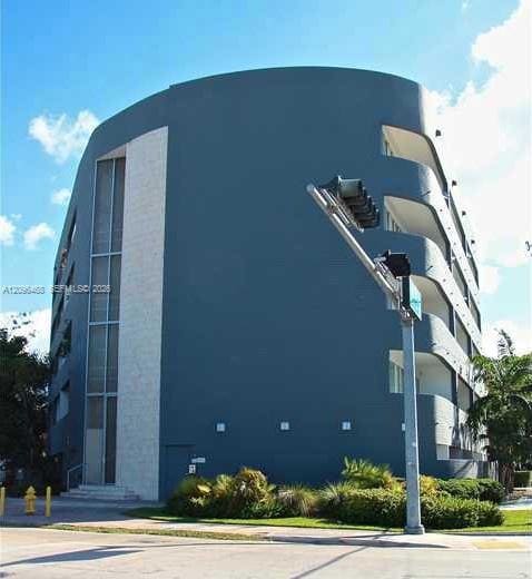 2694 Inagua Avenue 202, Miami, FL 33133