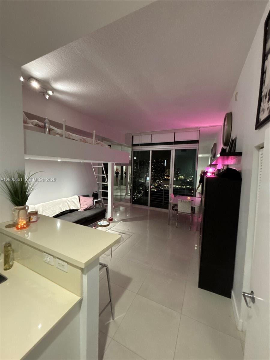 335 S Biscayne Boulevard LPH-06, Miami, FL 33131 photo 2