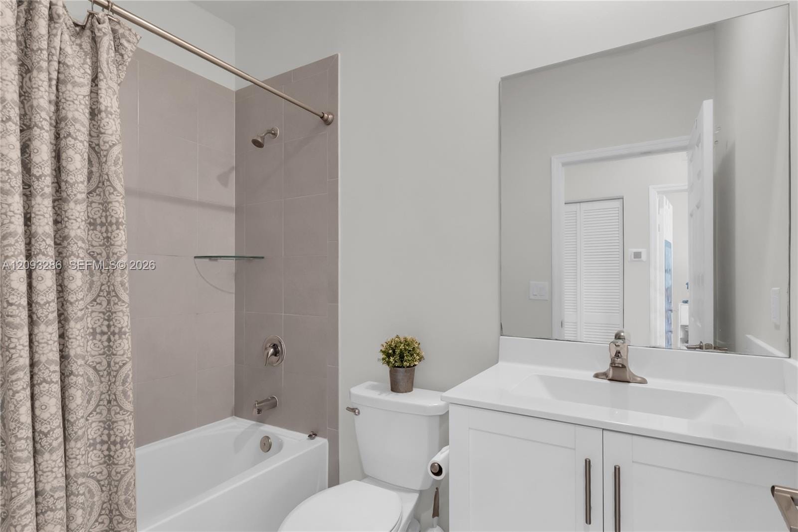 11127 W 32nd Lane, Hialeah, FL 33018 photo 22