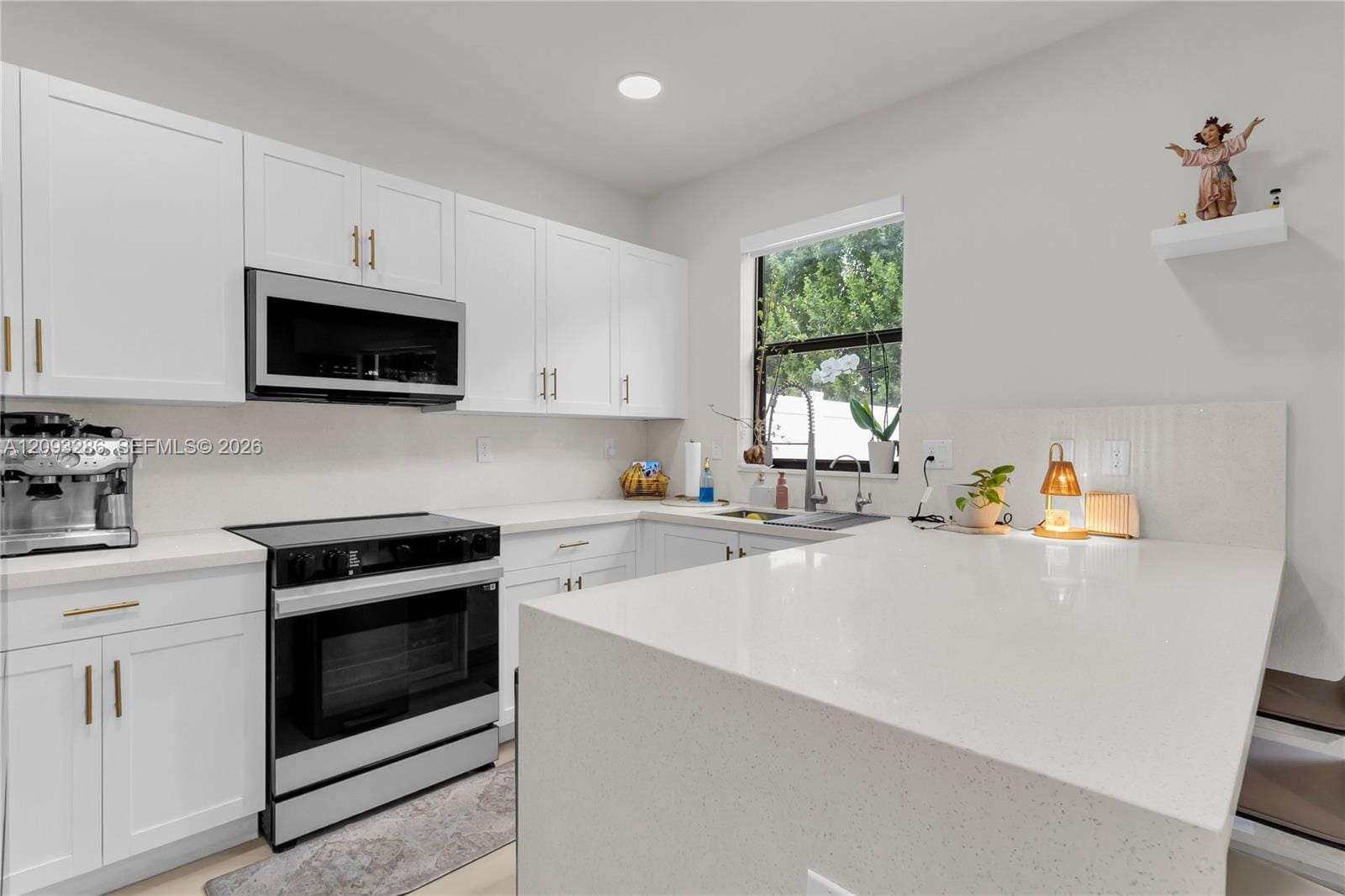 11127 W 32nd Lane, Hialeah, FL 33018 photo 4