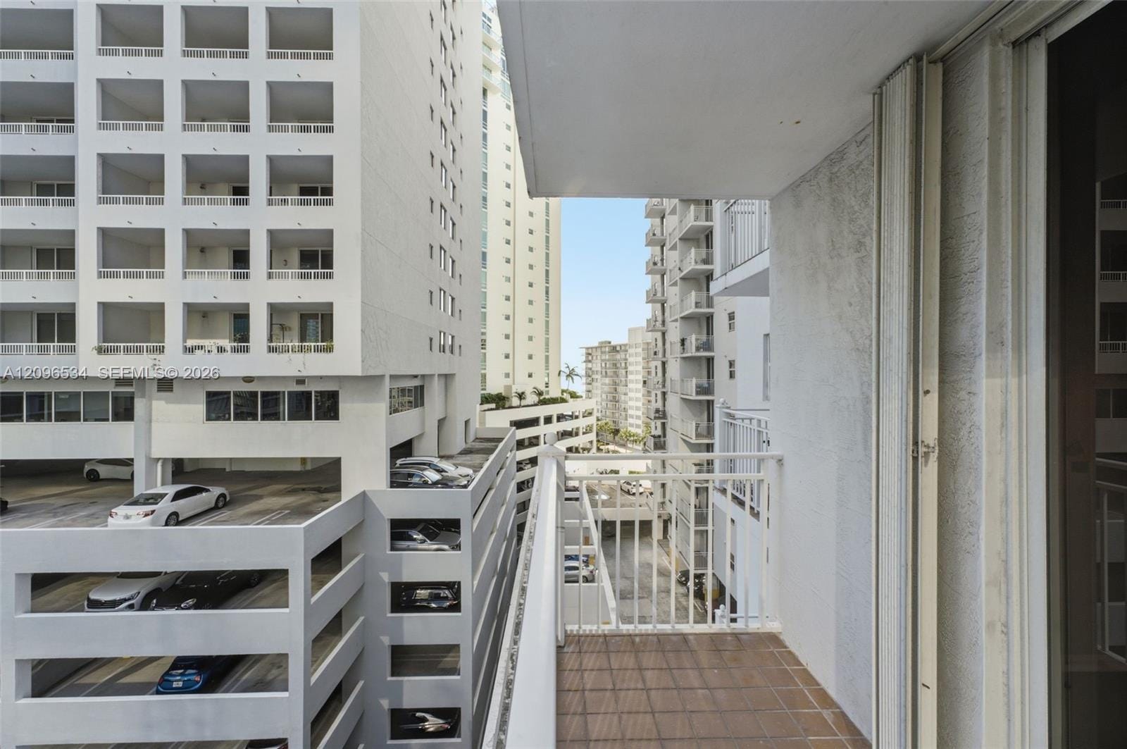 185 SE 14th Terrace 1010, Miami, FL 33131 photo 25