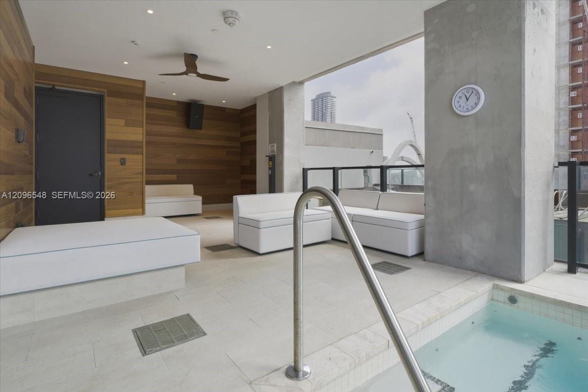 20 NE 11th Street 3505, Miami, FL 33132 photo 28