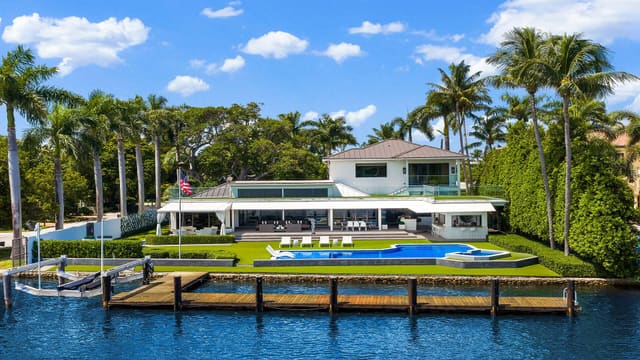 201 Palm Trail, Delray Beach, FL 33483