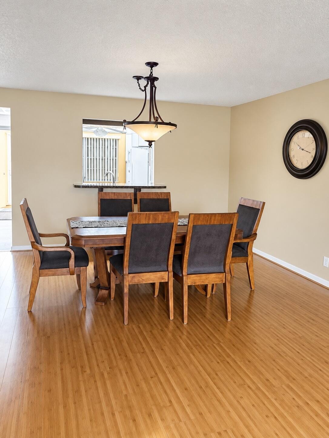 271 S HOLLYBROOK Drive 304, Pembroke Pines, FL 33025 photo 2