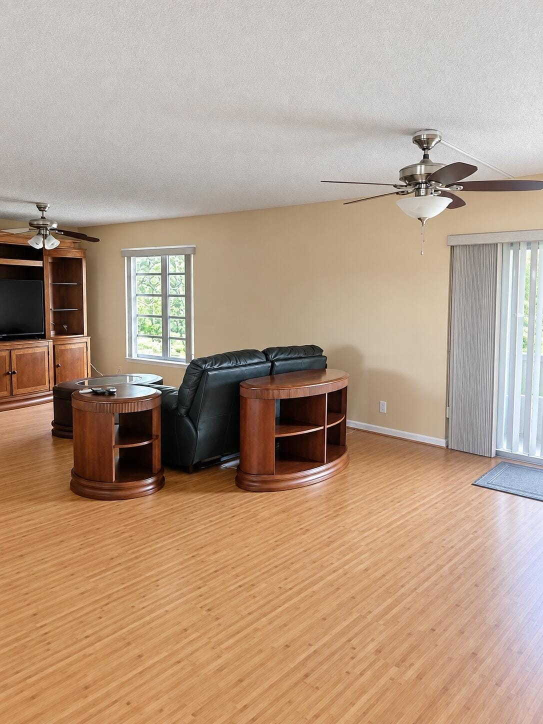 271 S HOLLYBROOK Drive 304, Pembroke Pines, FL 33025 photo 3